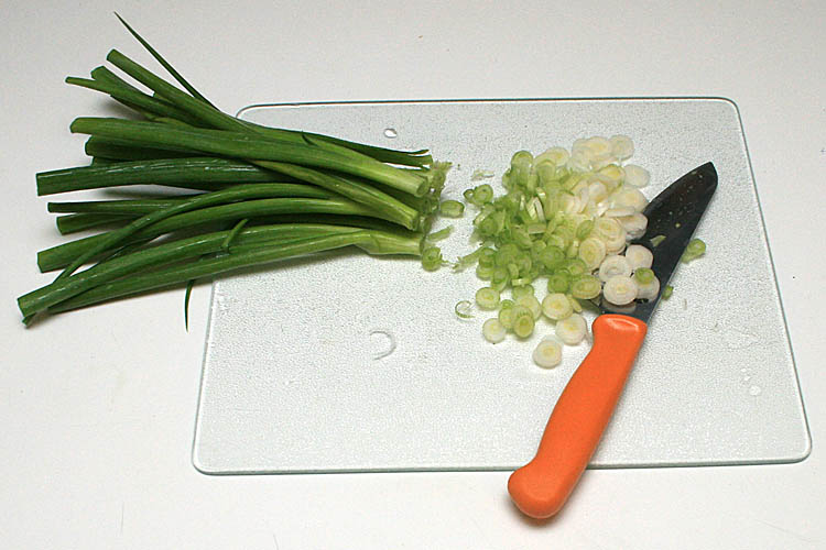 1. Chop the green onion